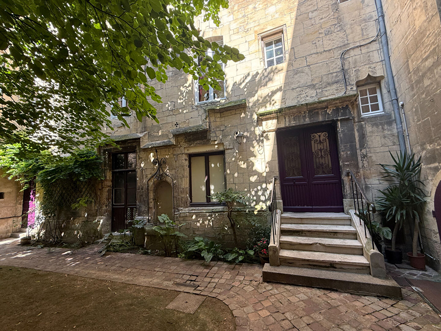 Studio CAEN Centre historique 23m2