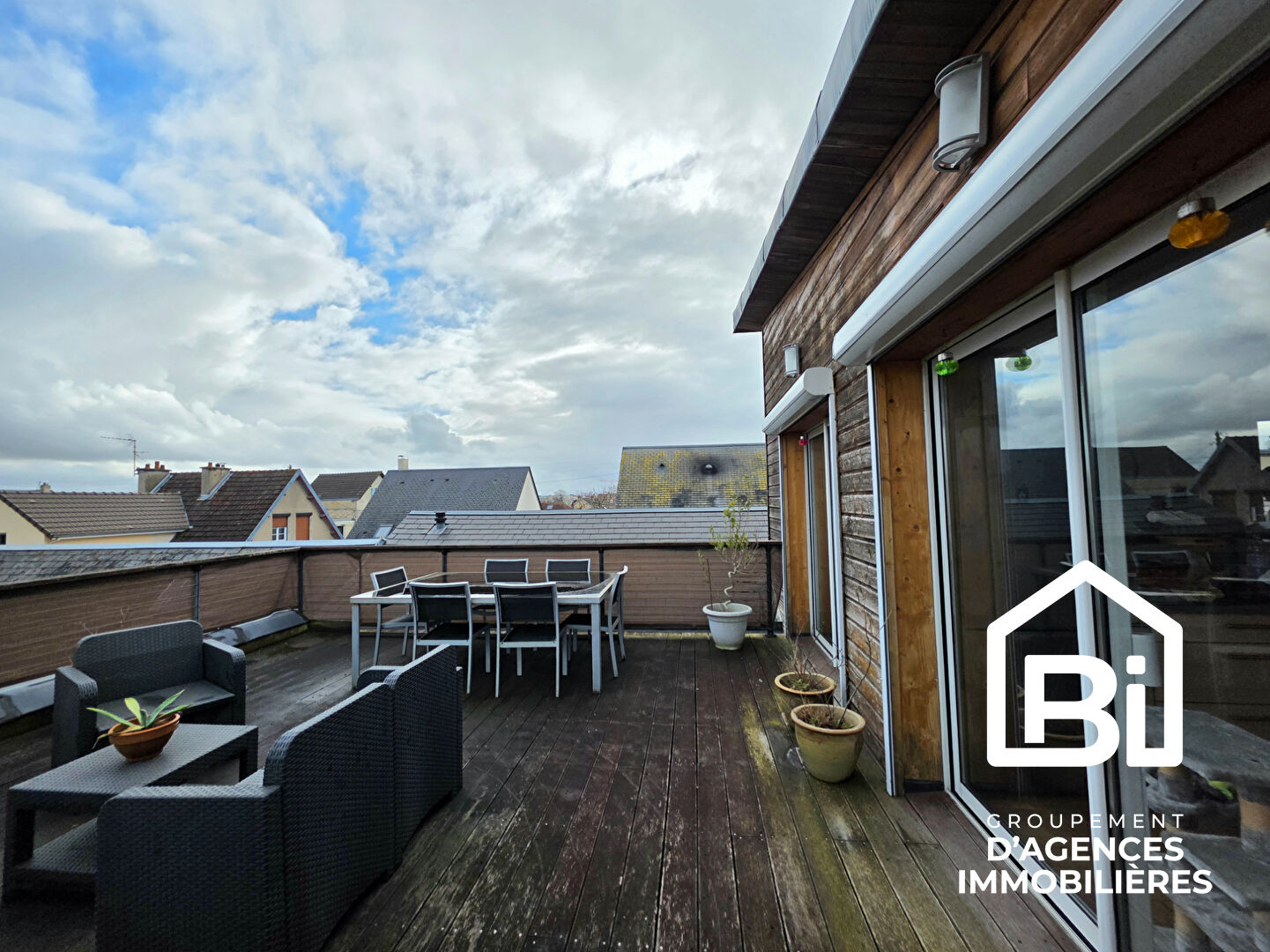 APPARTEMENT MAISON – CAEN RIVE DROITE – 83m2