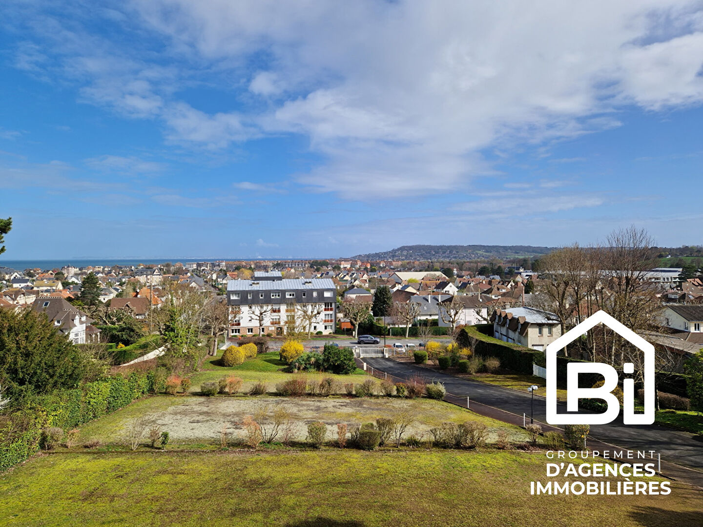 Villers-sur-Mer ? Studio 27 m² avec vue dégagée sur la mer ? Résidence sécurisée