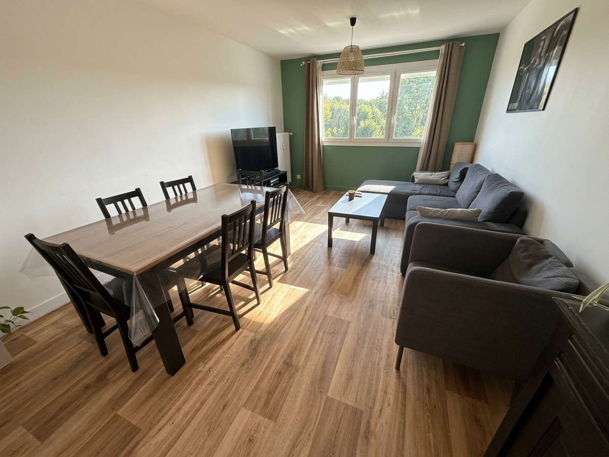 APPARTEMENT T2 – DERNIER ÉTAGE – PROCHE DES TRANSPORTS